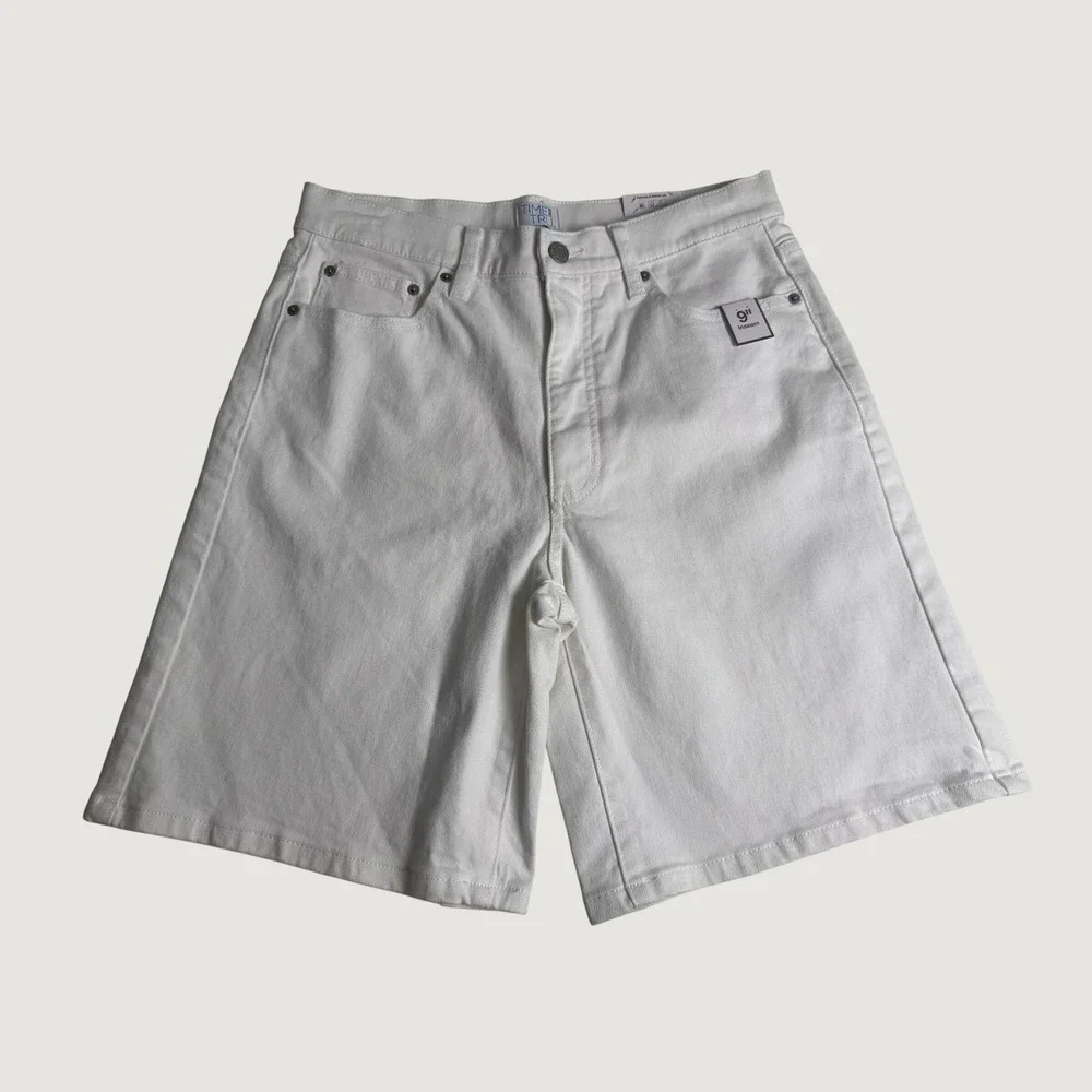 Clean Girl High Rise Bermuda Denim Coastal NEW Shorts White Size 10 9 Inch